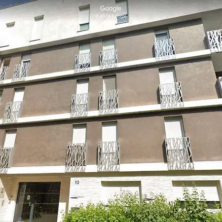 Apartment Quietstay 20' Paris, Connected Avec Terrasse Massy (Essonne)